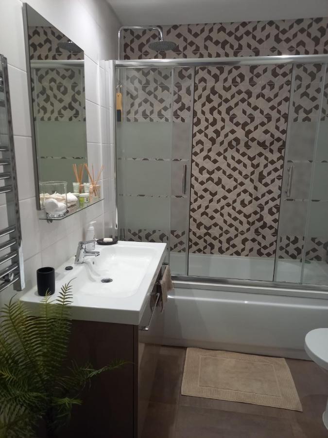 Charme Et Confort Au Coeur De Graca Hospedagem domiciliar *